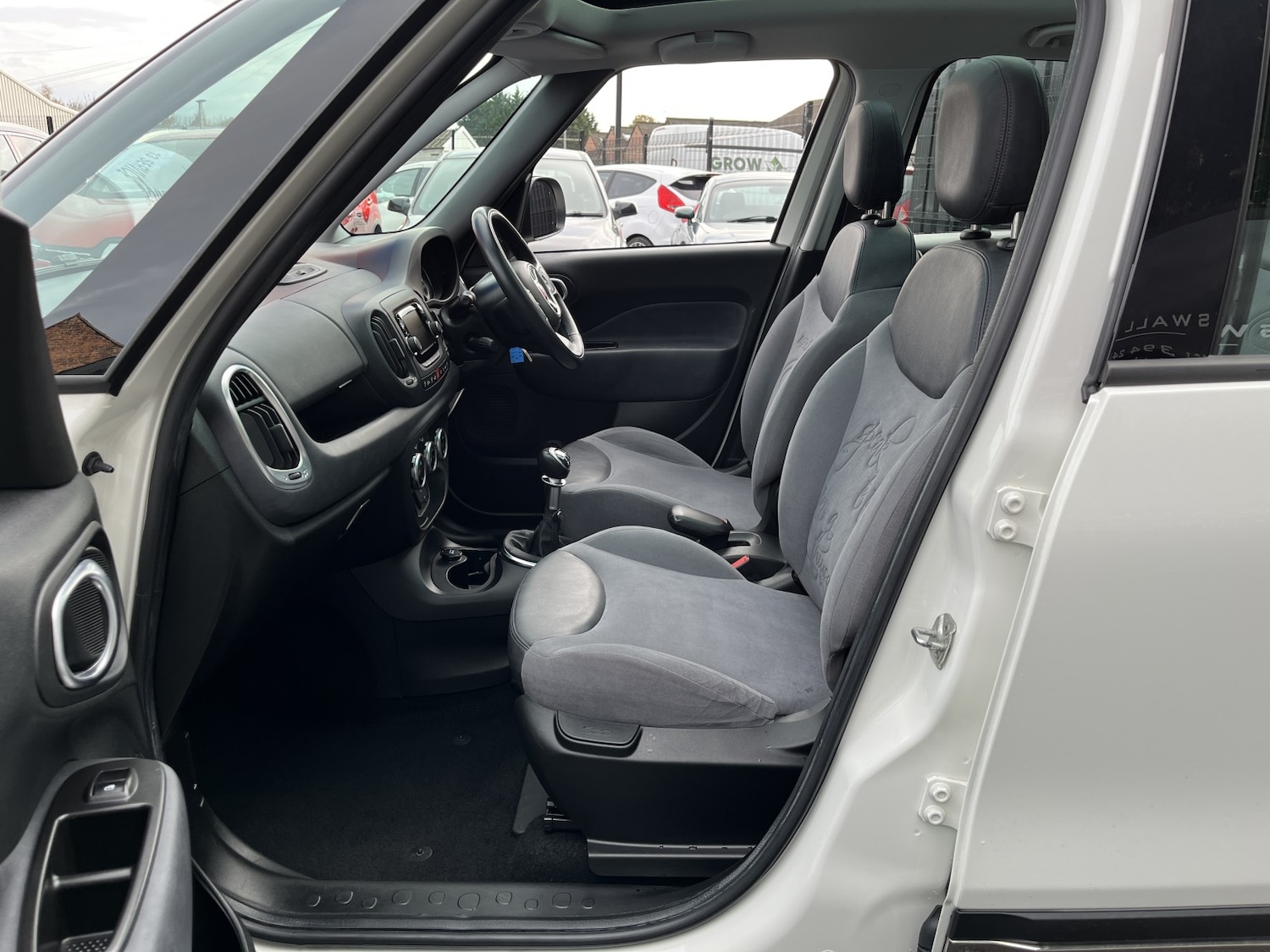 Used Fiat 500L 2013 for sale - 76471225: Photo 13