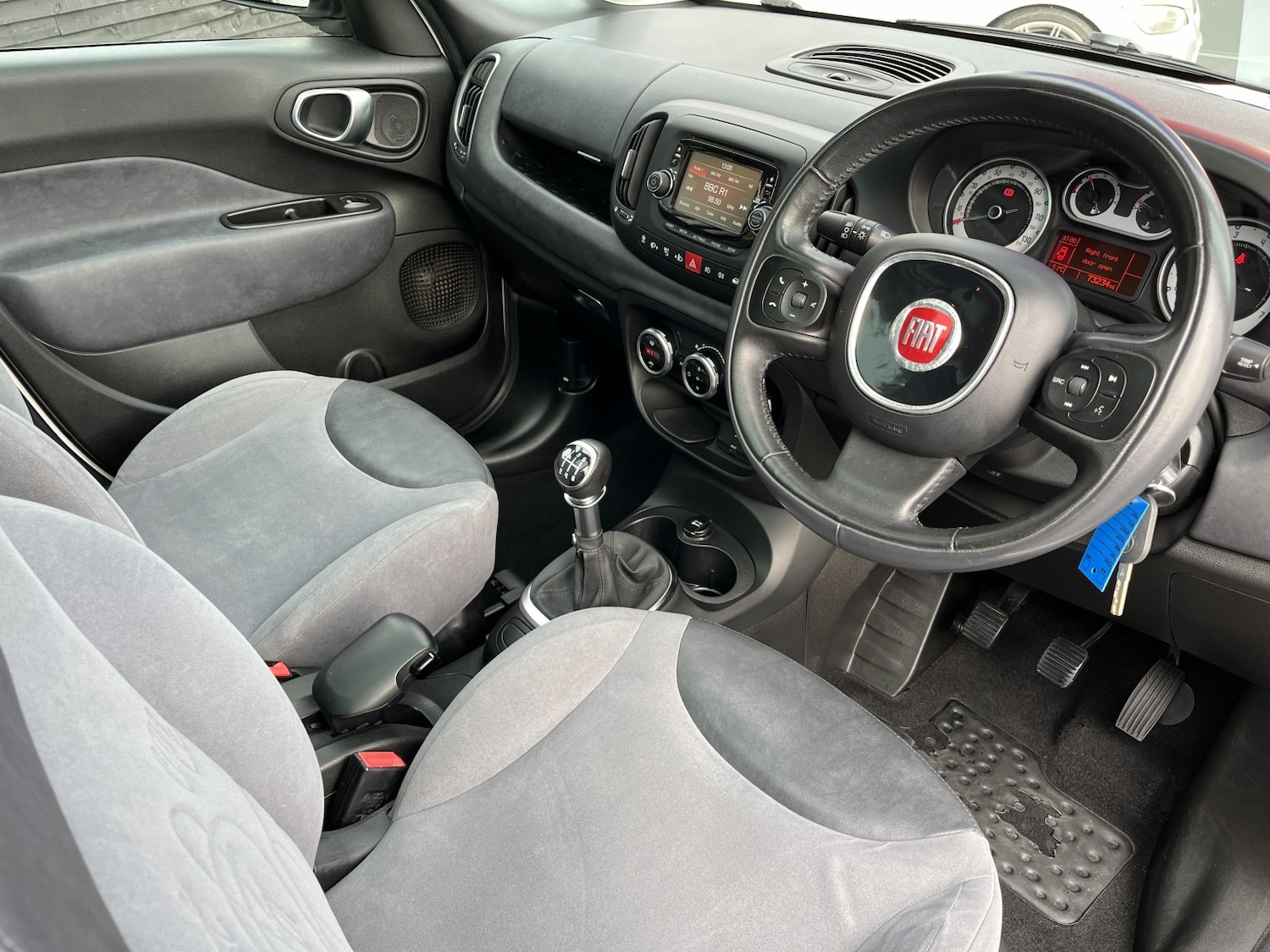 Used Fiat 500L 2013 for sale - 76471225: Photo 14