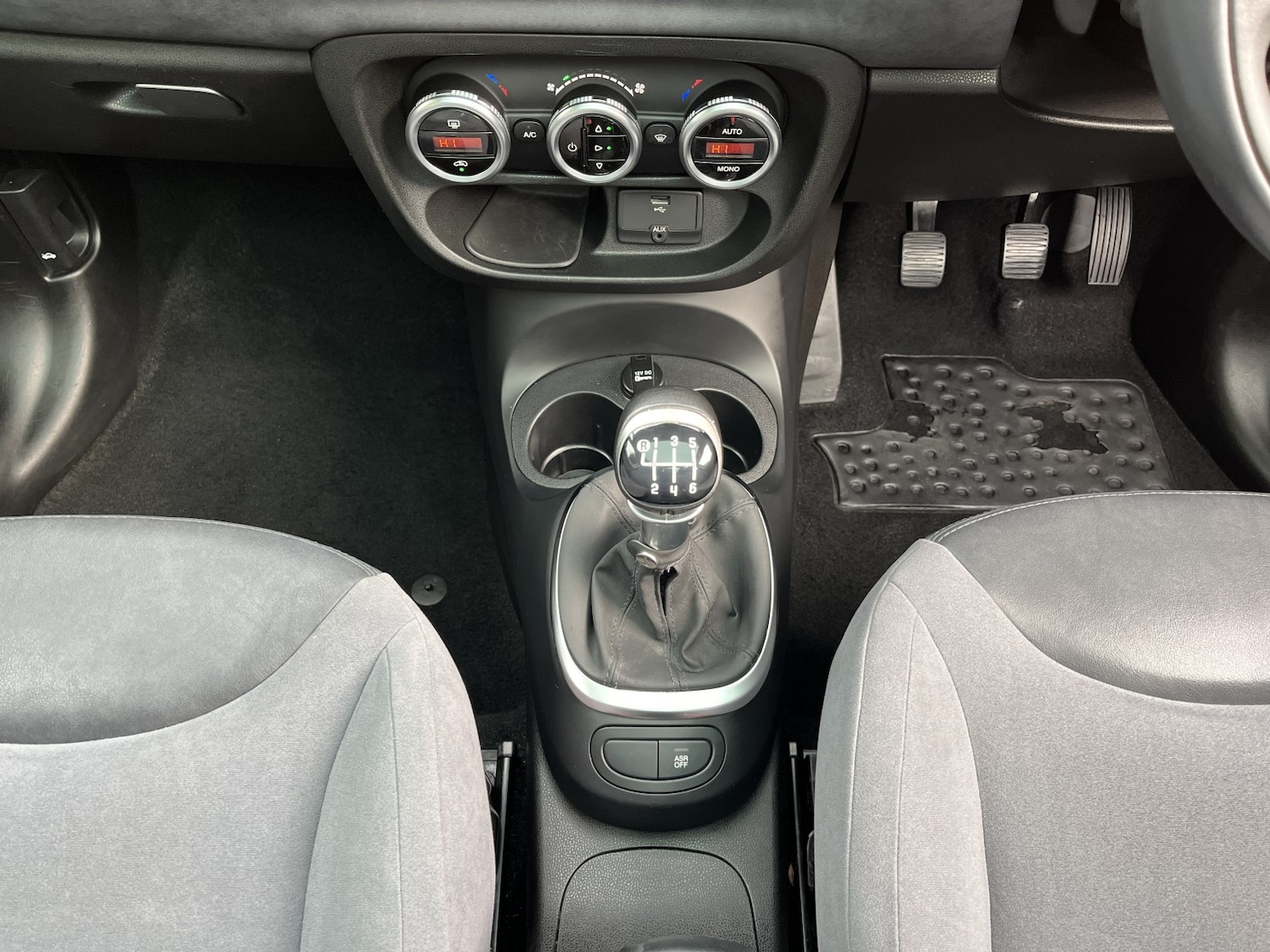 Used Fiat 500L 2013 for sale - 76471225: Photo 18