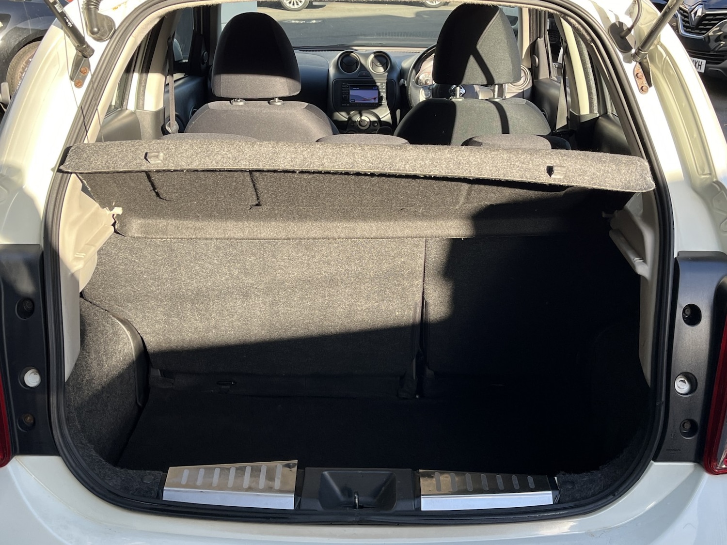 Used Nissan Micra 2012 for sale - 76156752: Photo 11