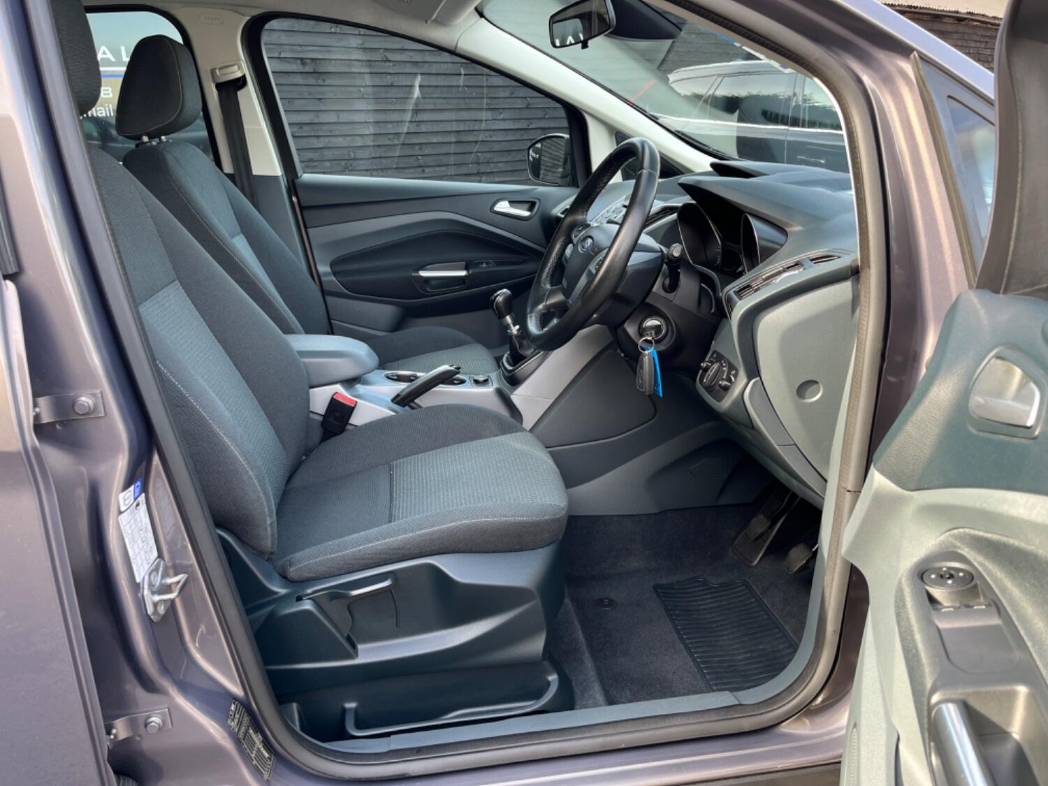 Used Ford C-Max 2015 for sale - 76794435: Photo 9