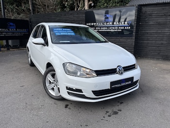Volkswagen - Golf