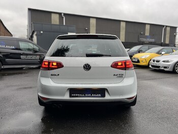 Used Volkswagen Golf 2016 for sale - 77237093: Photo