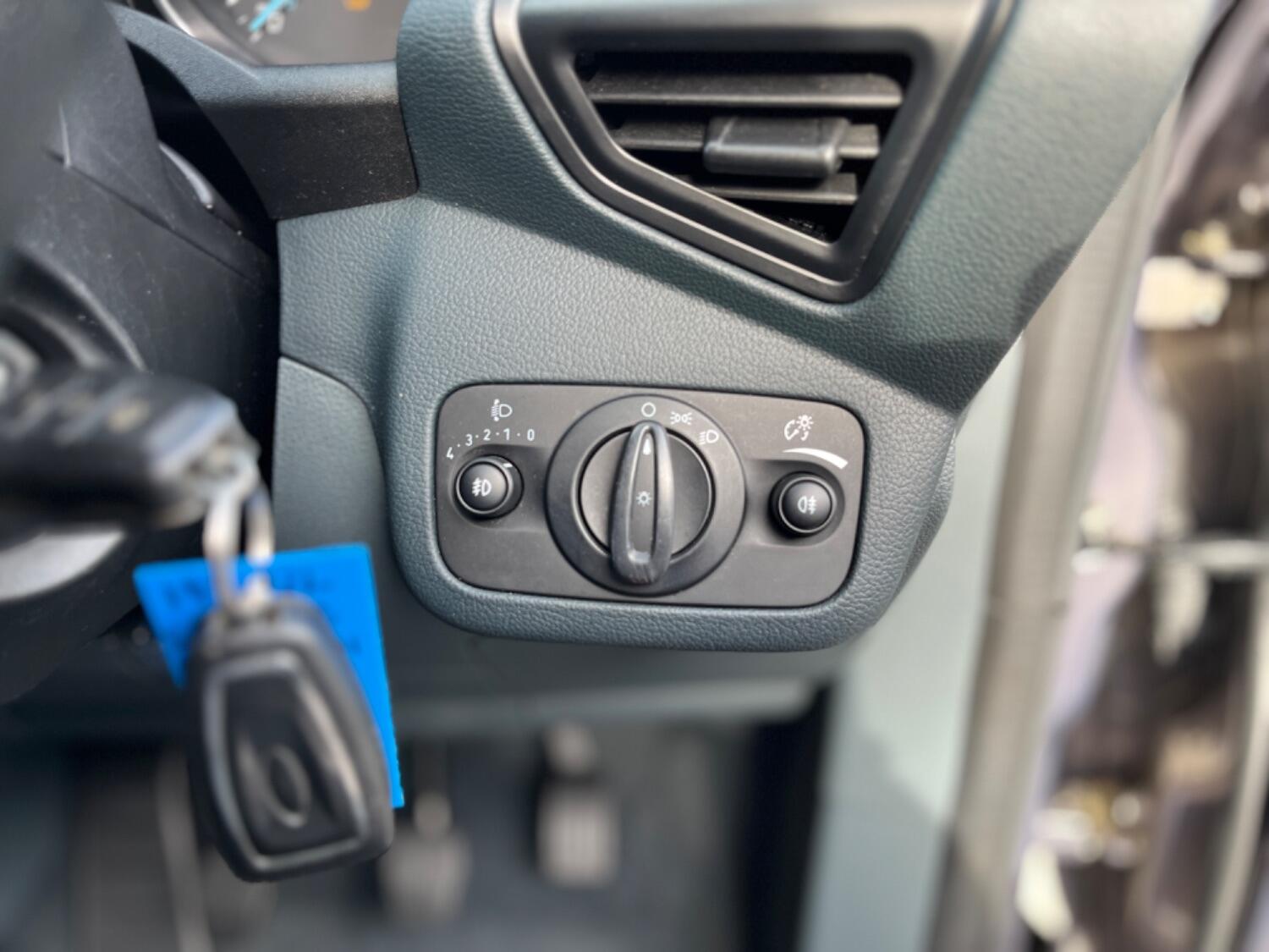 Used Ford C-Max 2015 for sale - 75898227: Photo 23