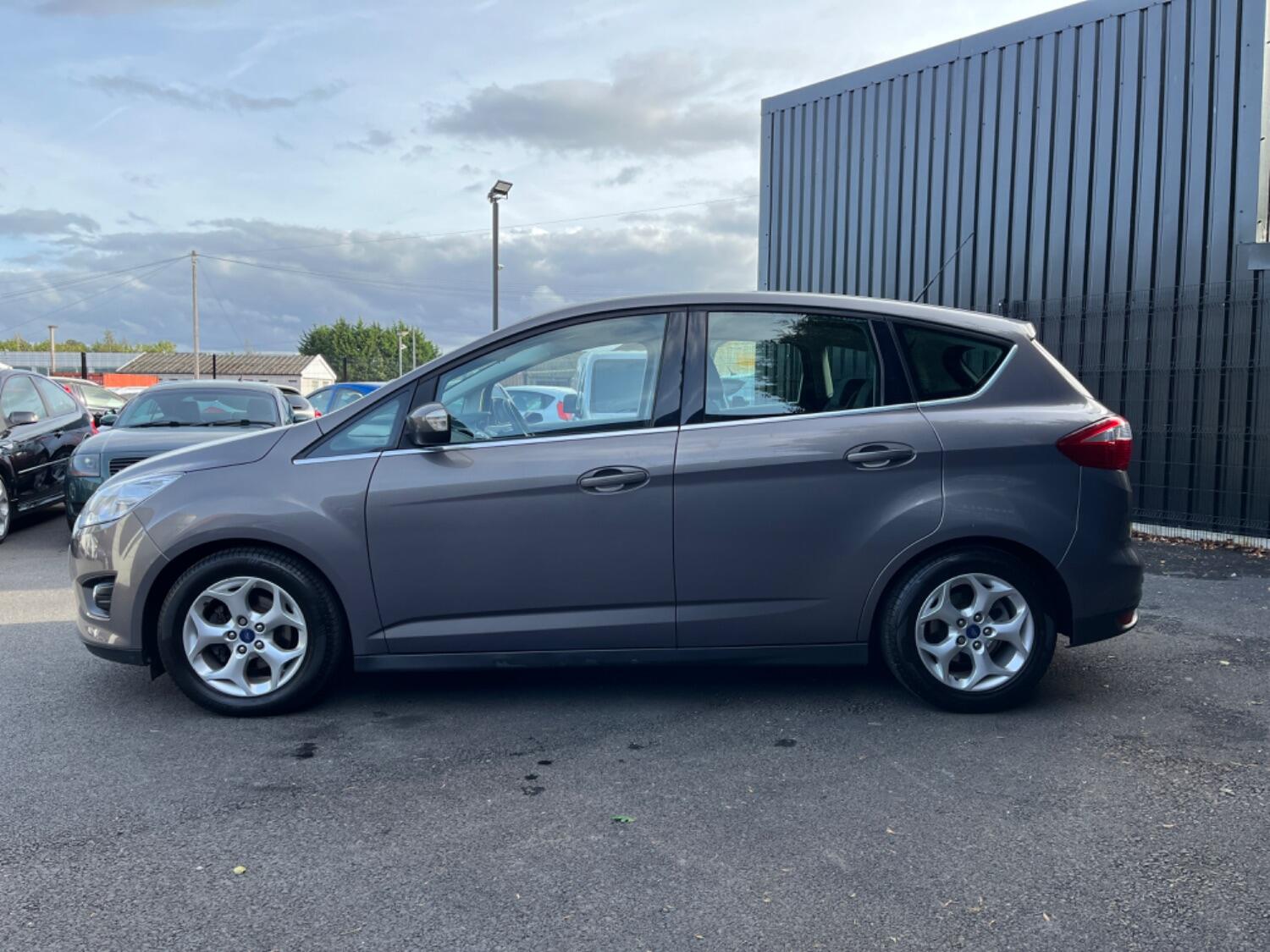 Used Ford C-Max 2015 for sale - 75898227: Photo 6