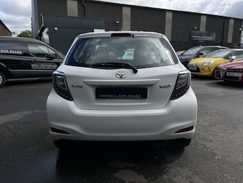 Used Toyota Yaris 2014 for sale - 78070579: Photo
