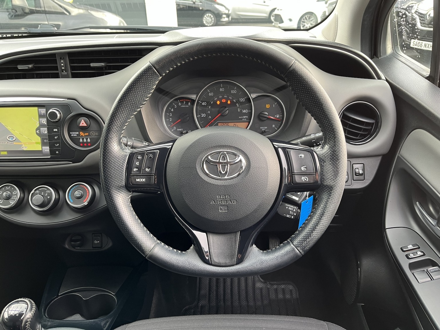 Used Toyota Yaris 2016 for sale - 76268591: Photo 16