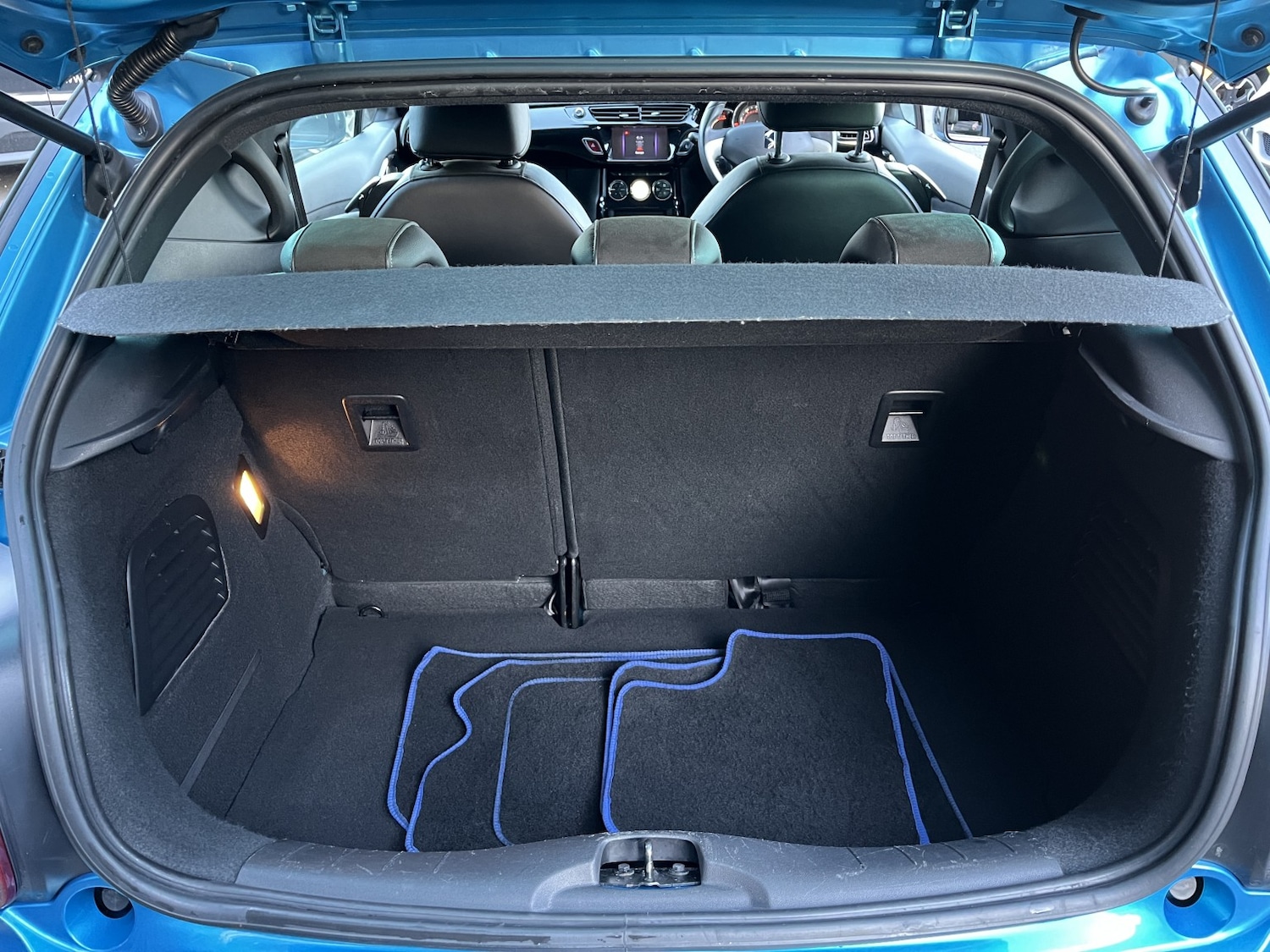 Used DS Automobiles DS 3 2016 for sale - 76794432: Photo 11