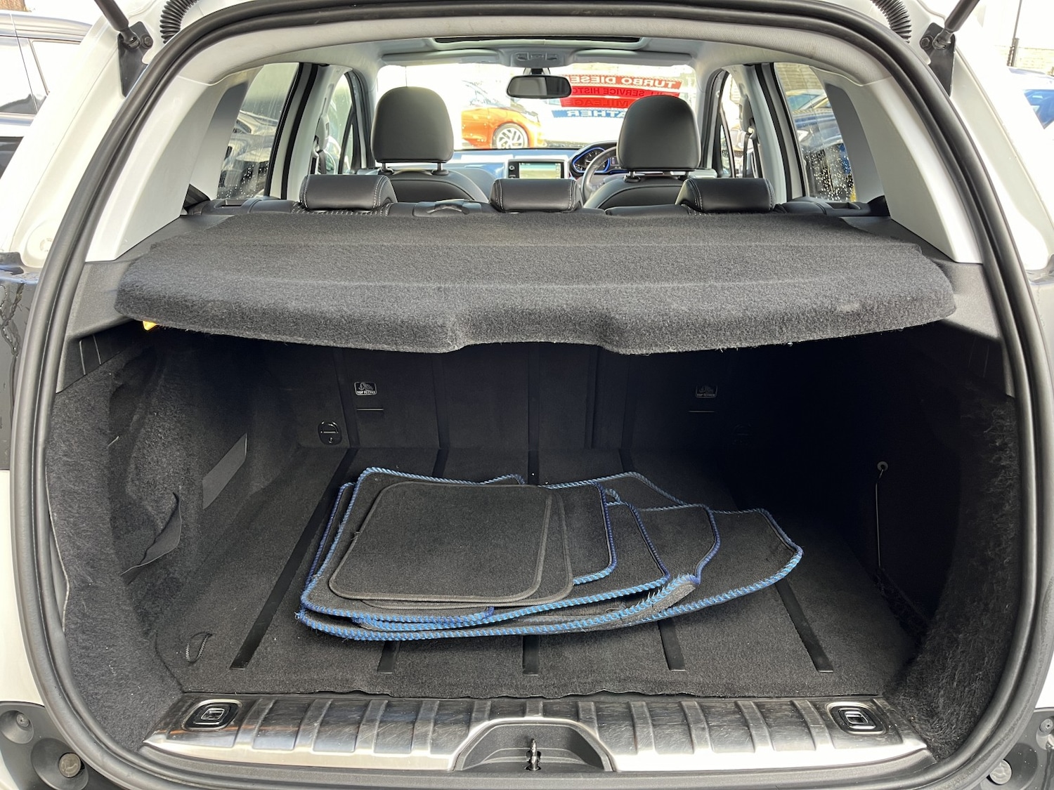 Used Peugeot 2008 2014 for sale - 77237128: Photo 11