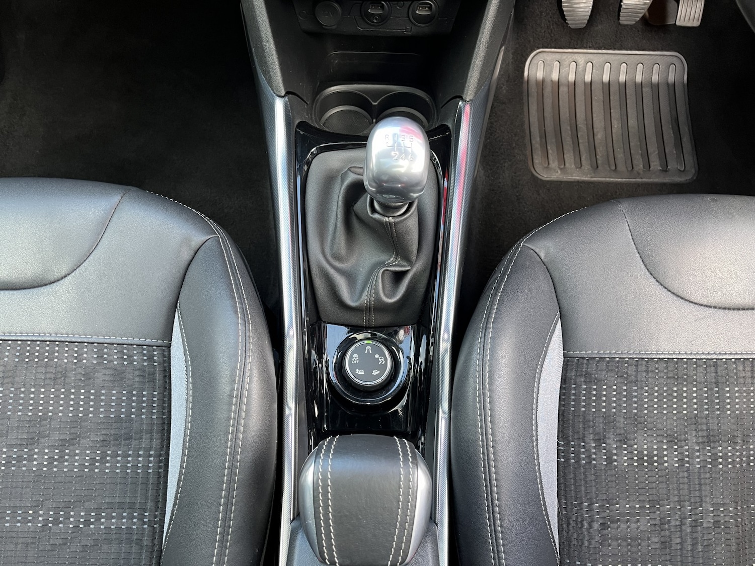 Used Peugeot 2008 2014 for sale - 77237128: Photo 18