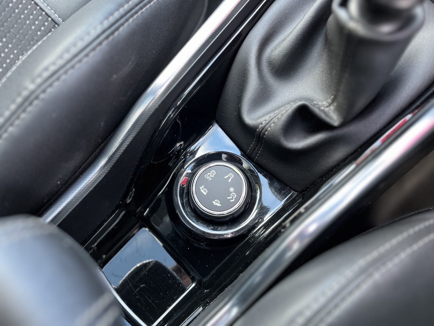 Used Peugeot 2008 2014 for sale - 77237128: Photo 21