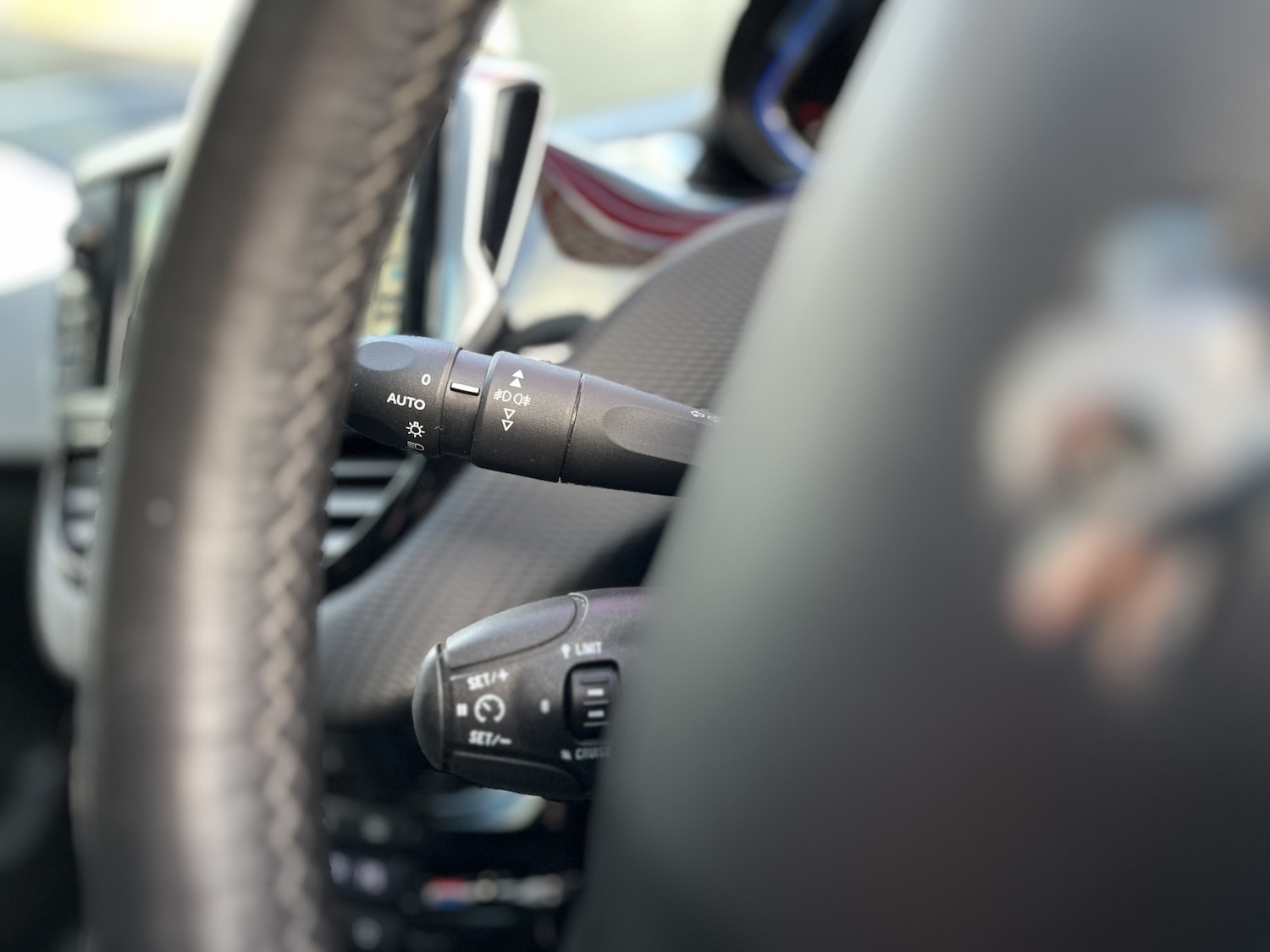 Used Peugeot 2008 2014 for sale - 77237128: Photo 24