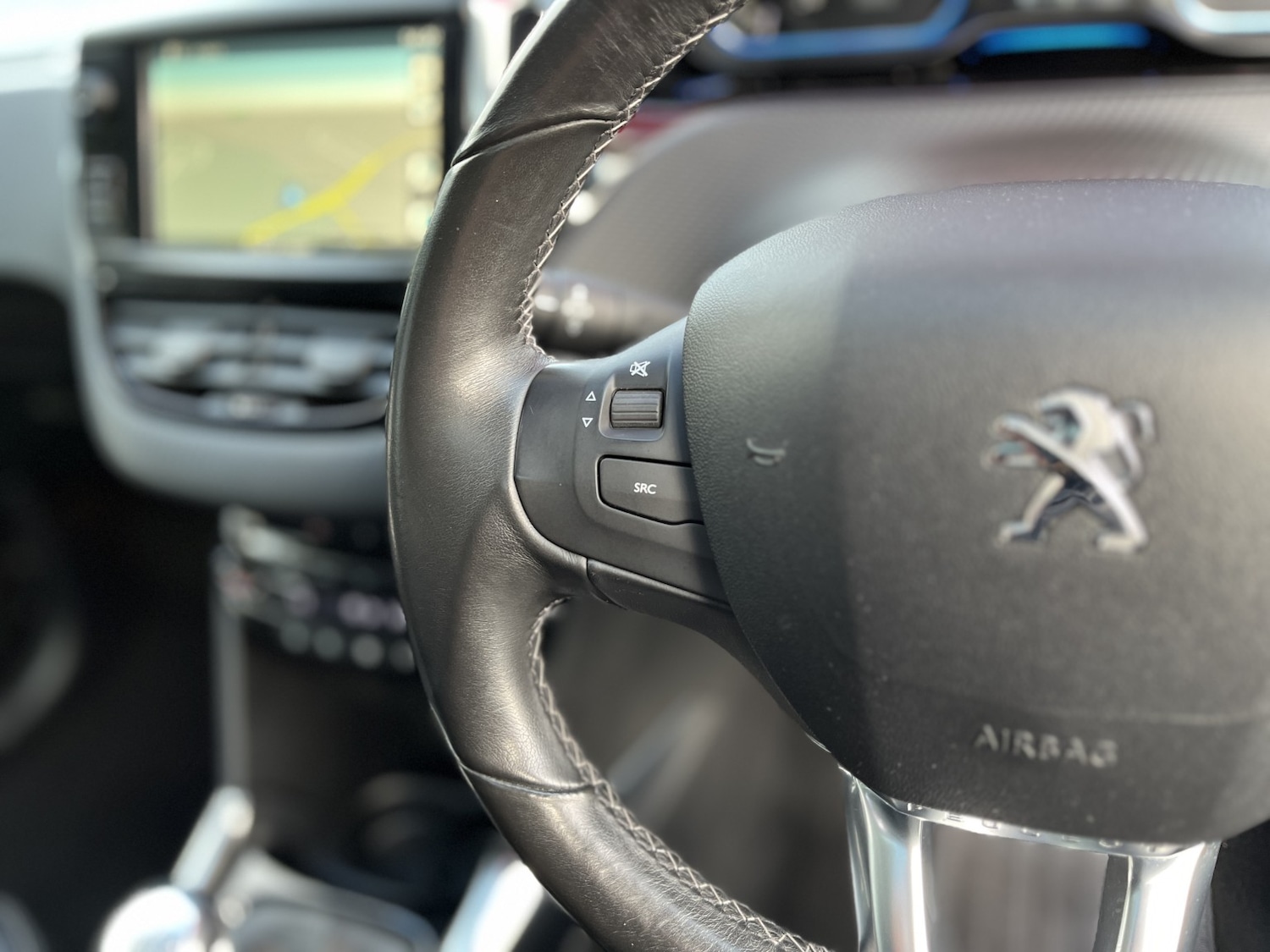 Used Peugeot 2008 2014 for sale - 77237128: Photo 25