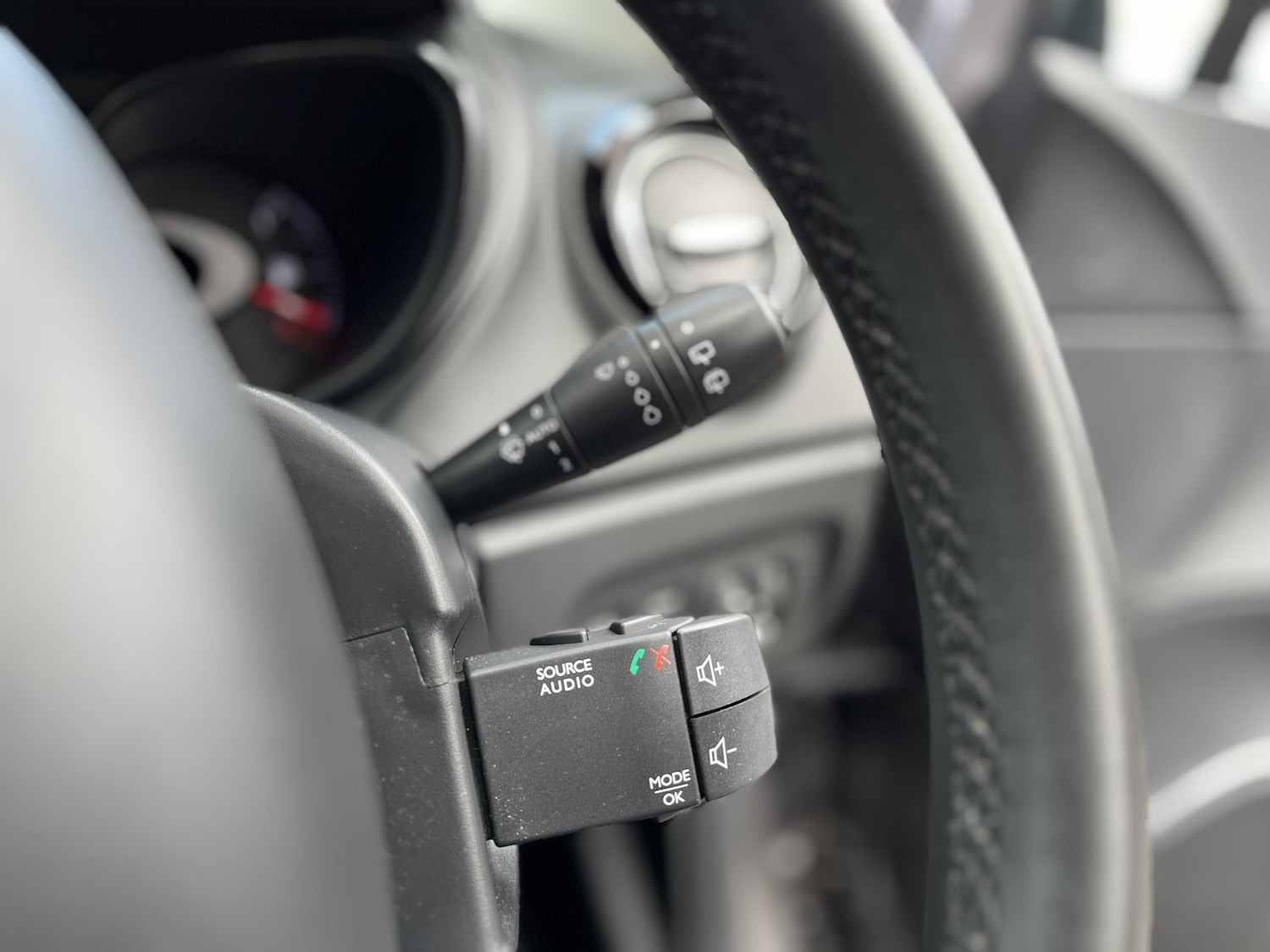 Used Renault Captur 2019 for sale - 76093715: Photo 24