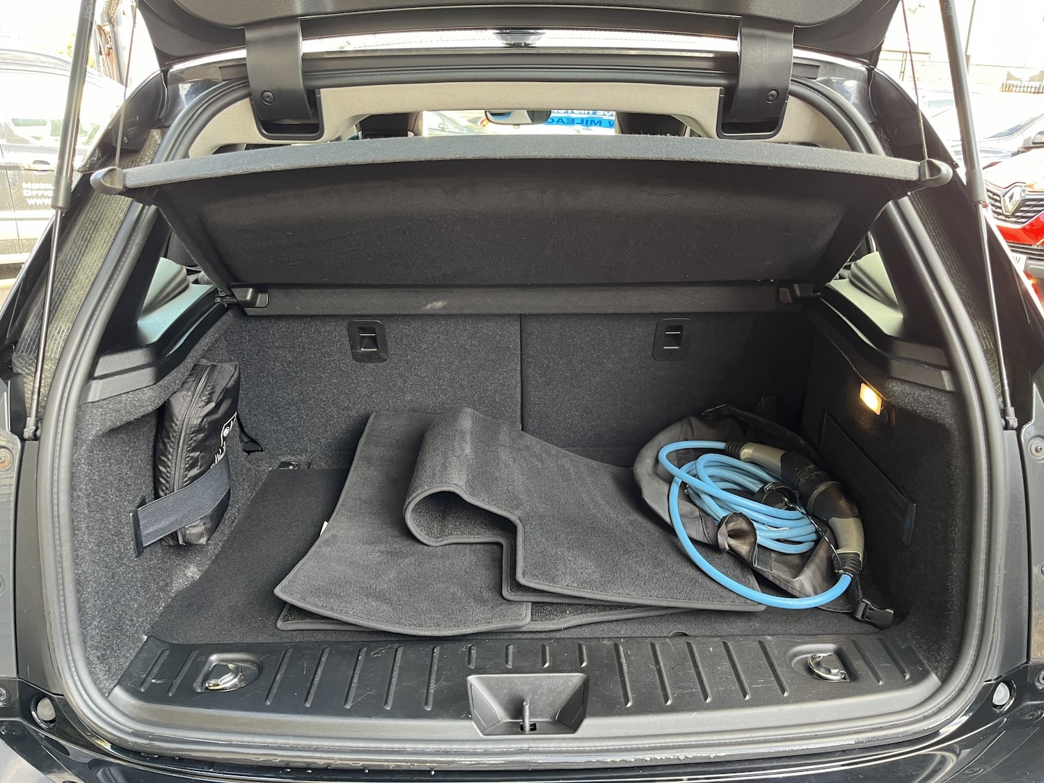 Used BMW i3 2014 for sale - 76369272: Photo 11