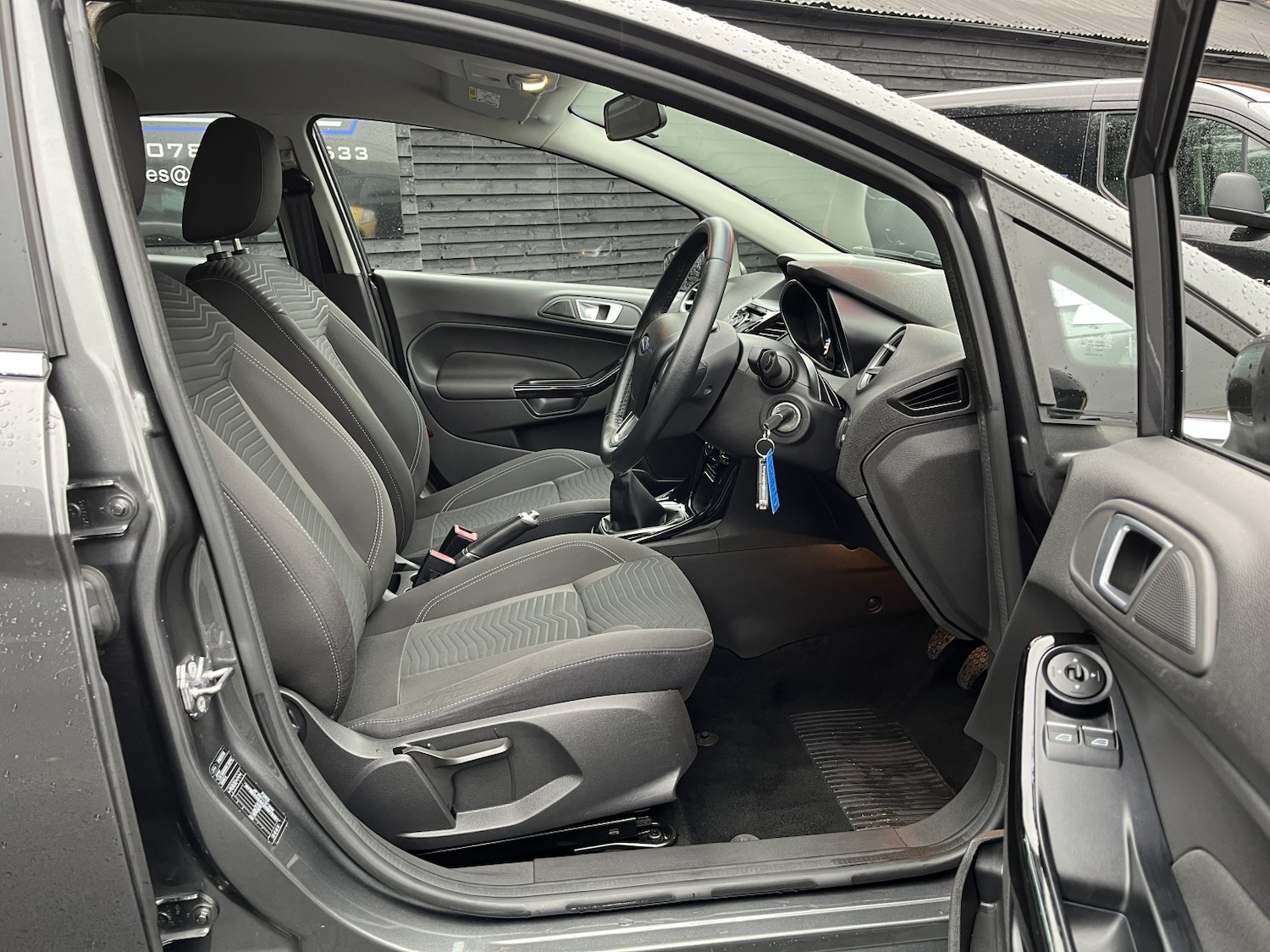 Used Ford Fiesta 2017 for sale - 77289040: Photo 9