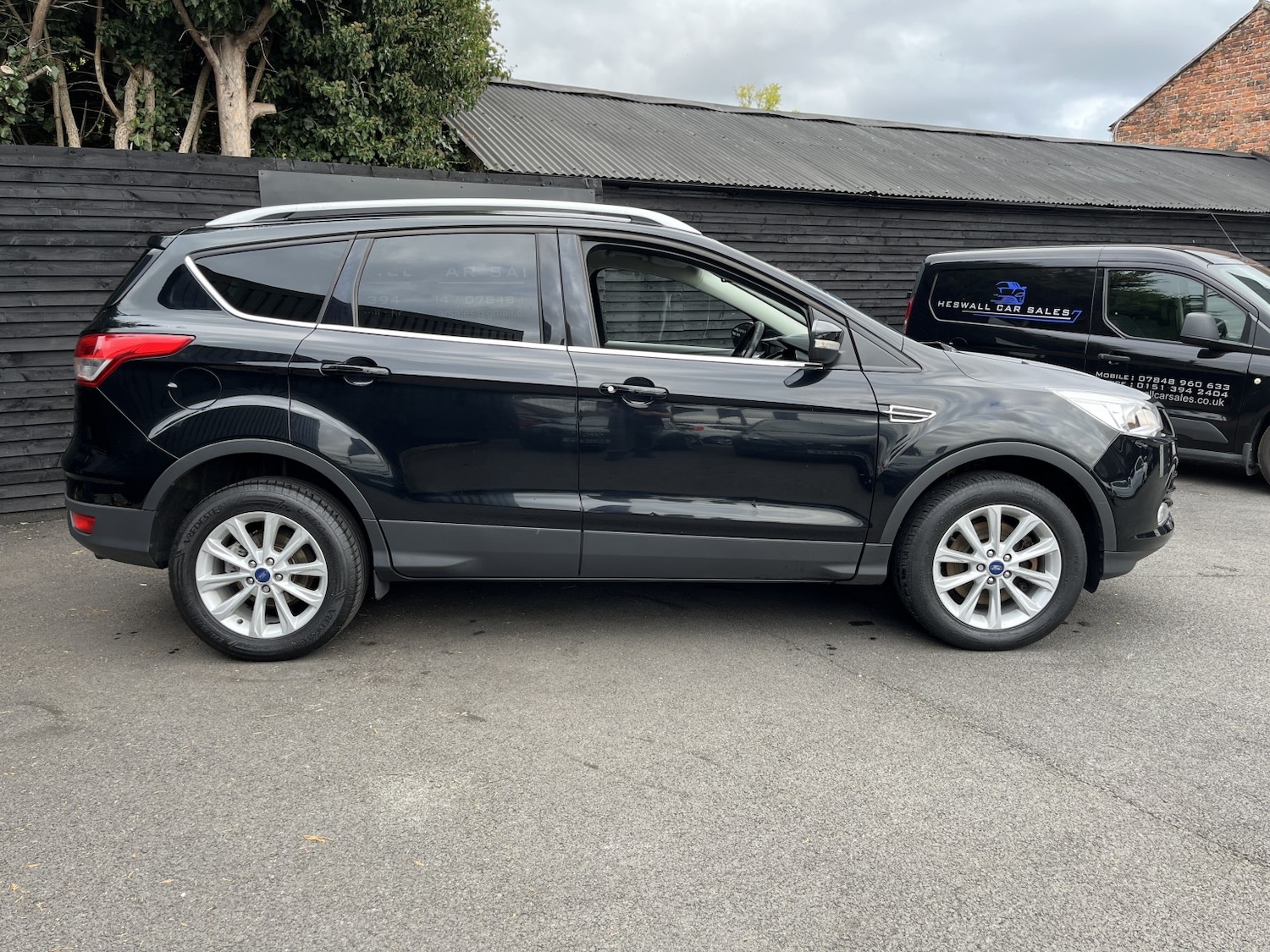Used Ford Kuga 2015 for sale - 76794427: Photo 2