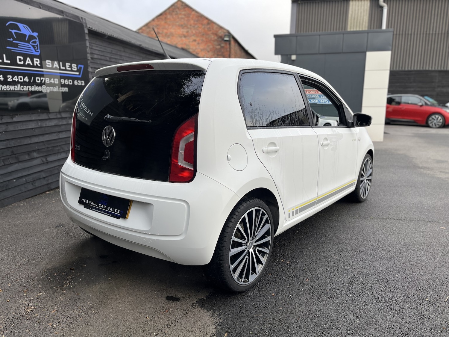 Used Volkswagen up! 2016 for sale - 77237136: Photo 3