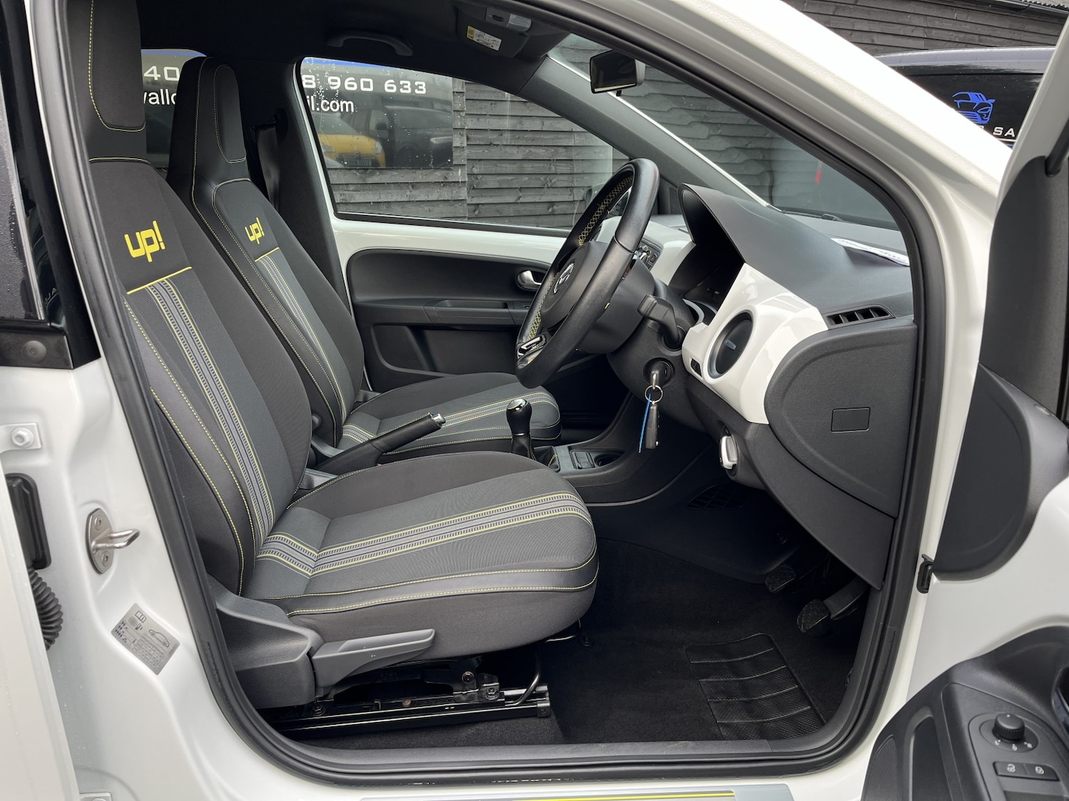 Used Volkswagen up! 2016 for sale - 77237136: Photo 9