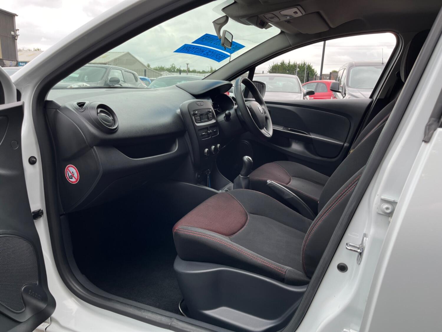 Used Renault Clio 2013 for sale - 75898784: Photo 12