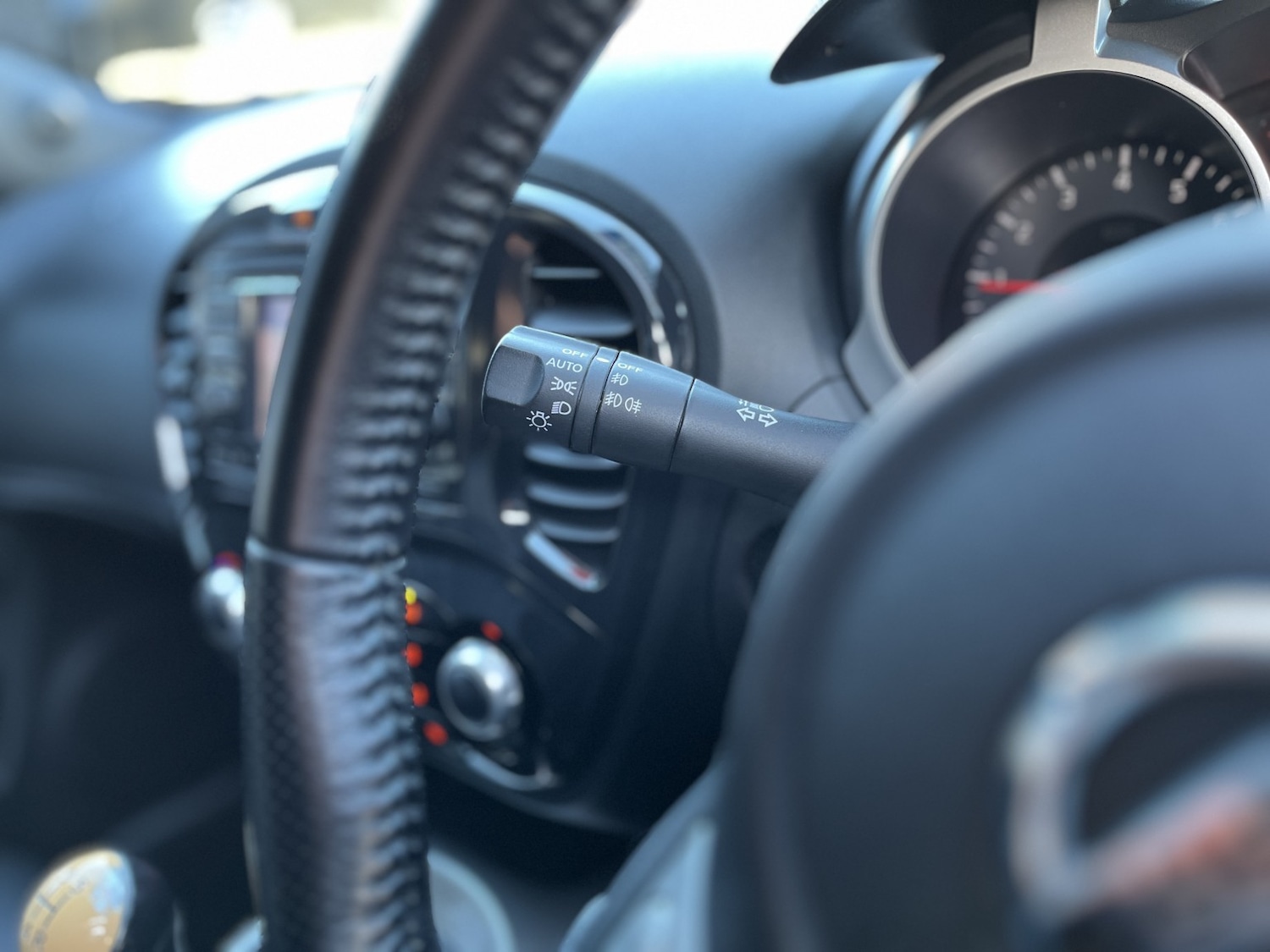 Used Nissan Juke 2011 for sale - 77237126: Photo 27