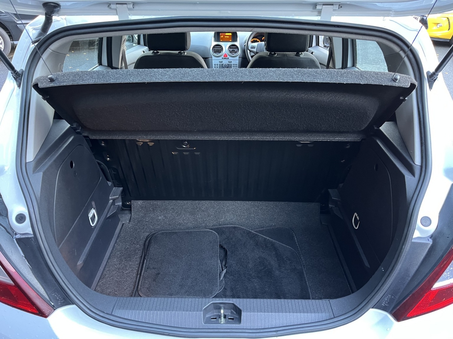 Used Vauxhall Corsa 2011 for sale - 76769690: Photo 11