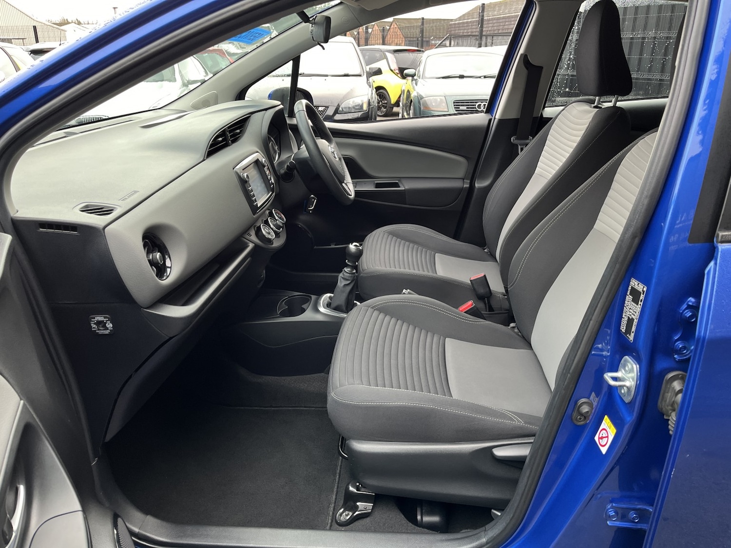 Used Toyota Yaris 2018 for sale - 76935289: Photo 13