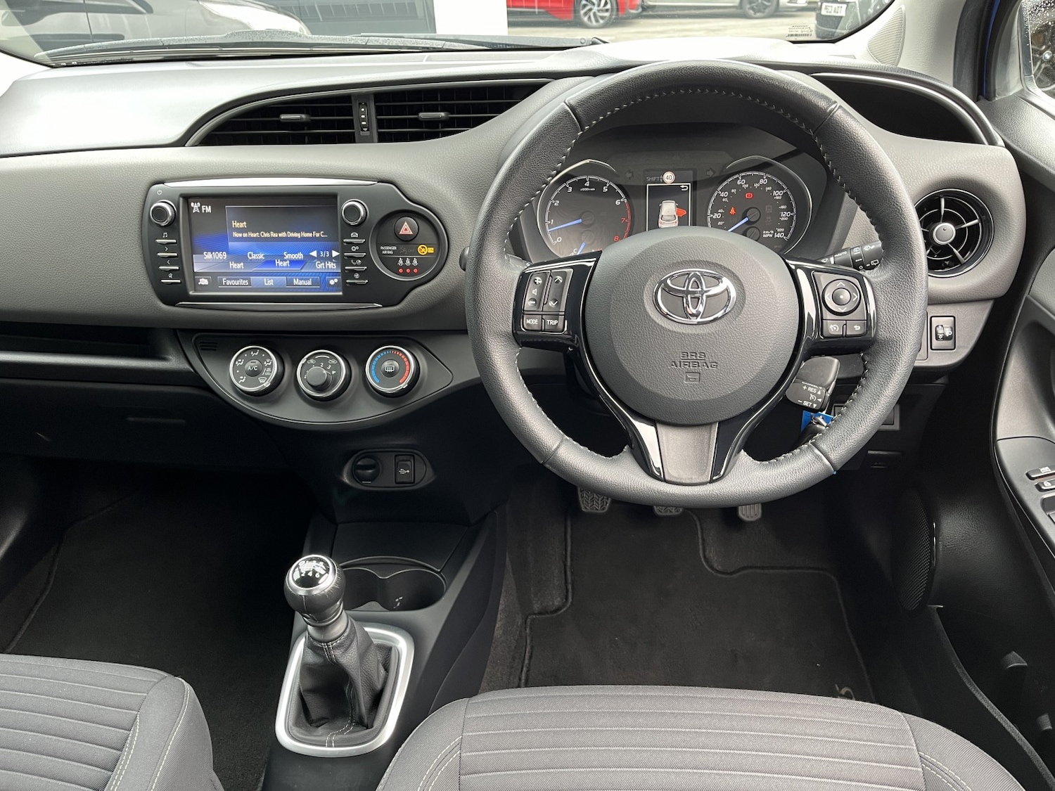 Used Toyota Yaris 2018 for sale - 76935289: Photo 15