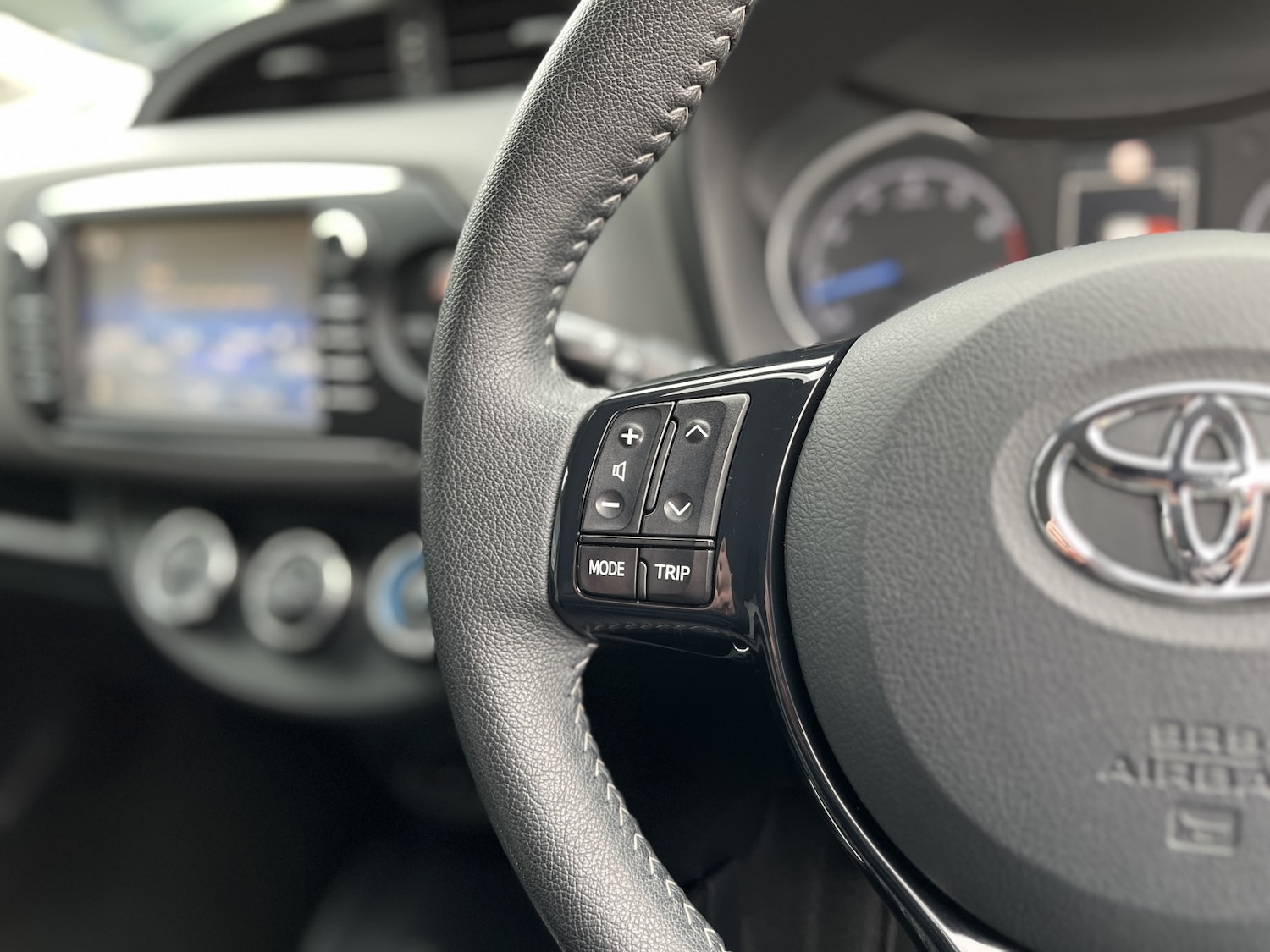 Used Toyota Yaris 2018 for sale - 76935289: Photo 22