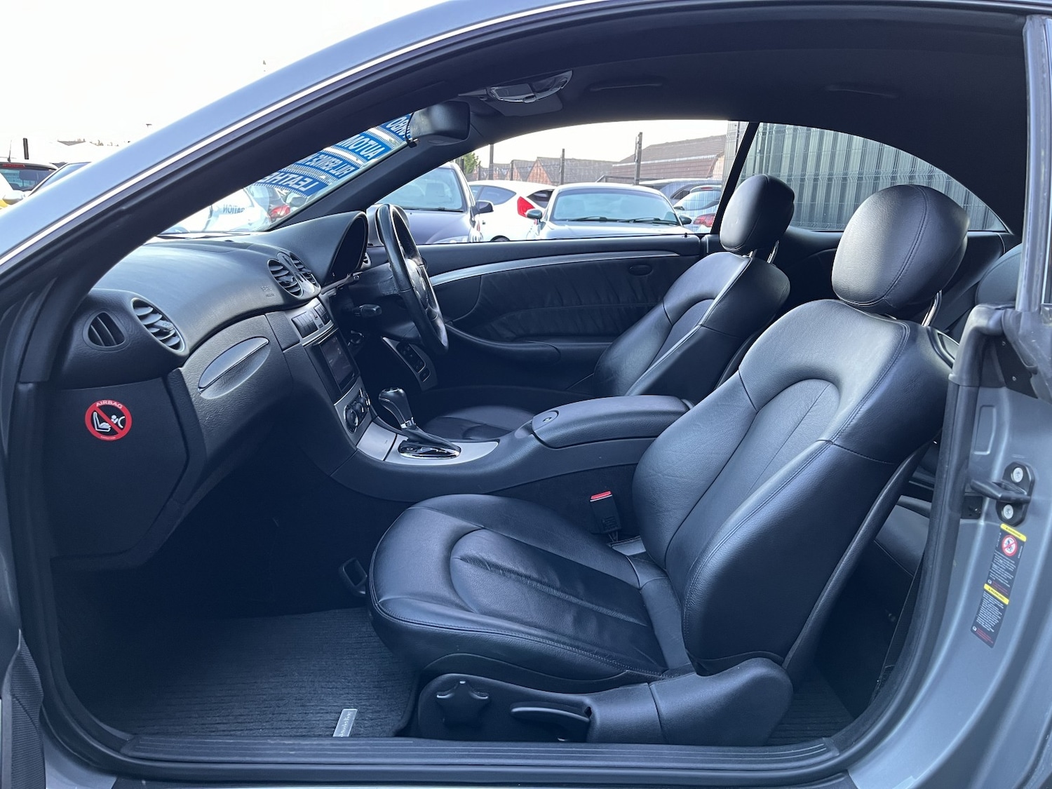 Used Mercedes-Benz CLK 2009 for sale - 75975643: Photo 13