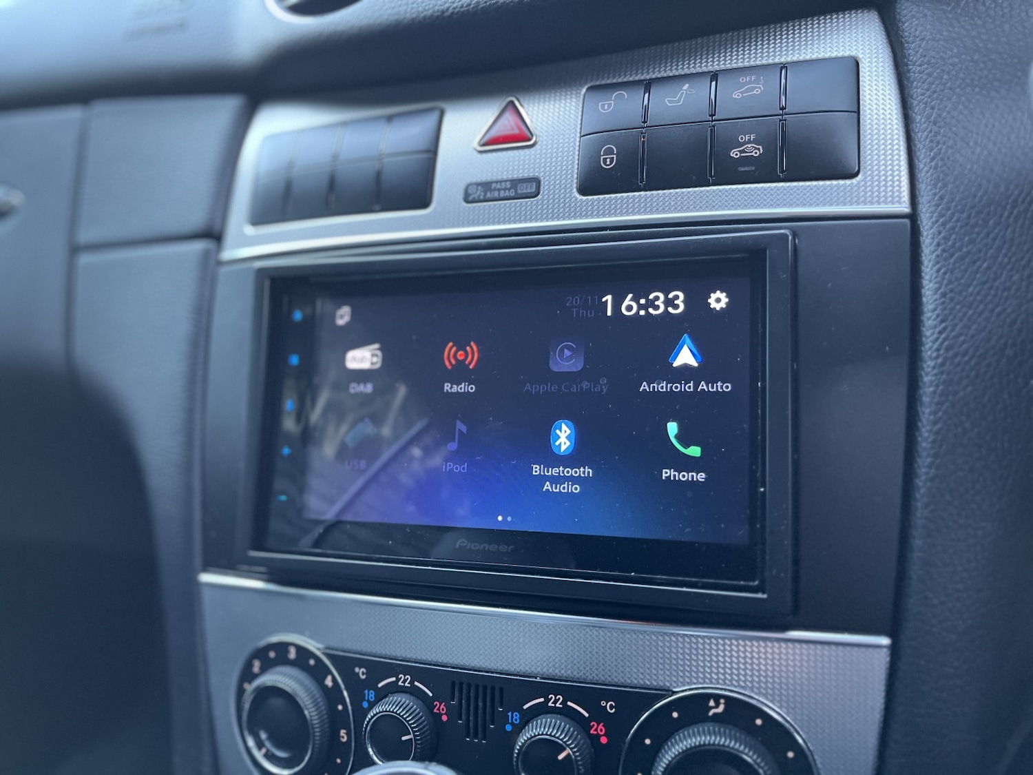 Used Mercedes-Benz CLK 2009 for sale - 75975643: Photo 17