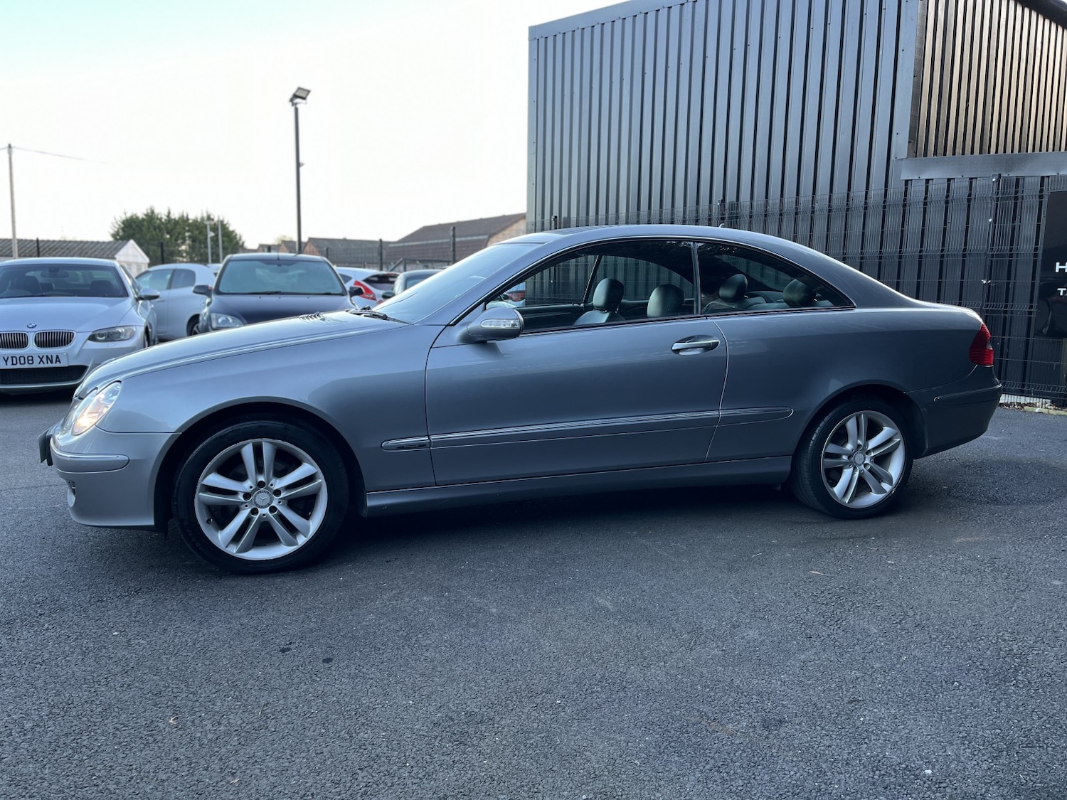 Used Mercedes-Benz CLK 2009 for sale - 75975643: Photo 6