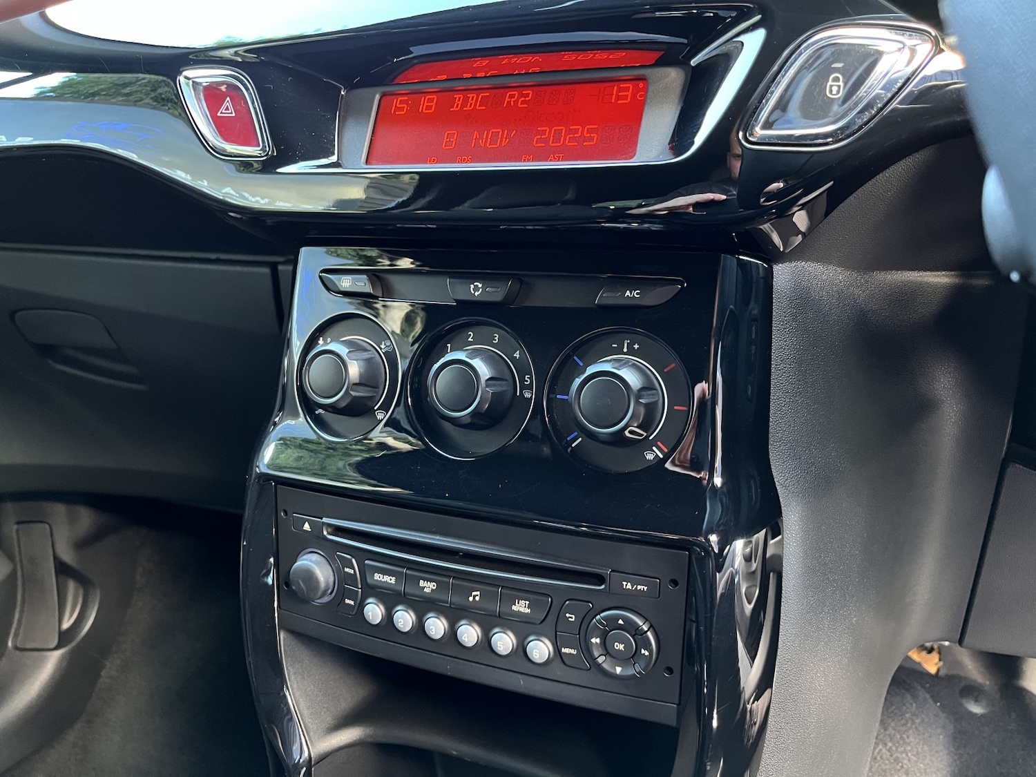 Used Citroen DS3 2013 for sale - 76579963: Photo 20