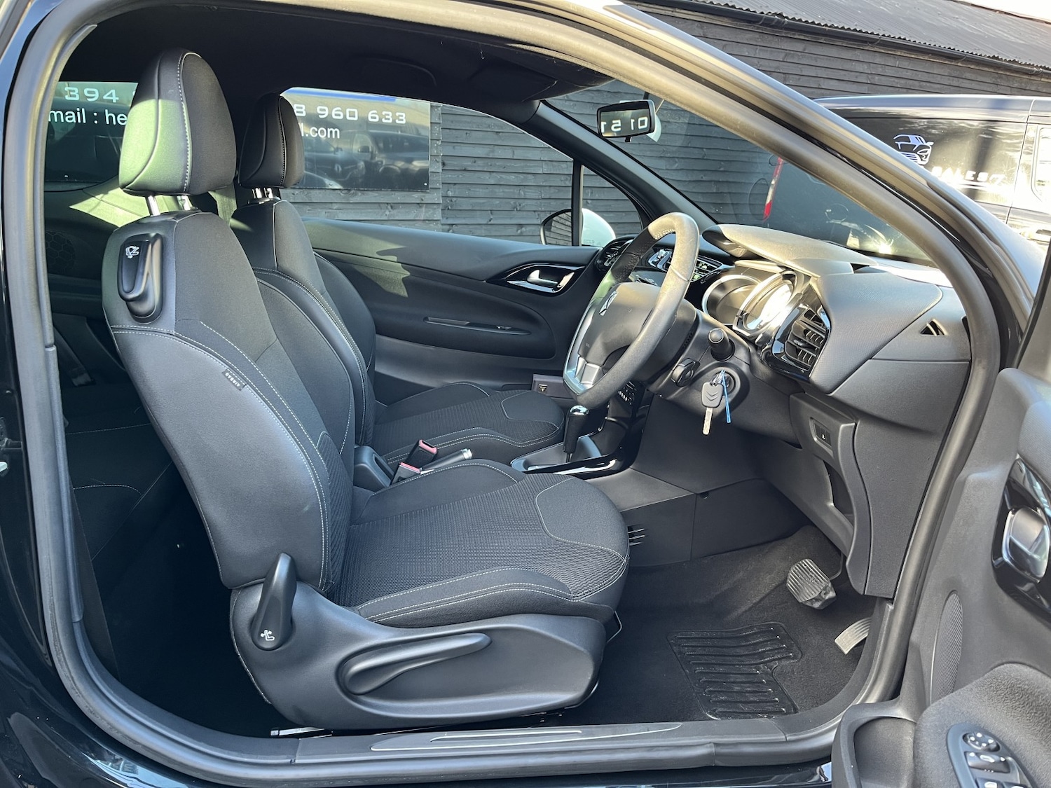 Used Citroen DS3 2013 for sale - 76579963: Photo 9