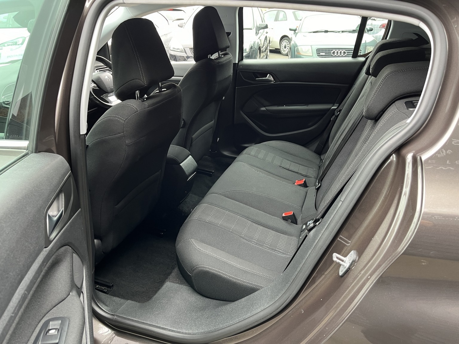 Used Peugeot 308 2015 for sale - 78031782: Photo 12