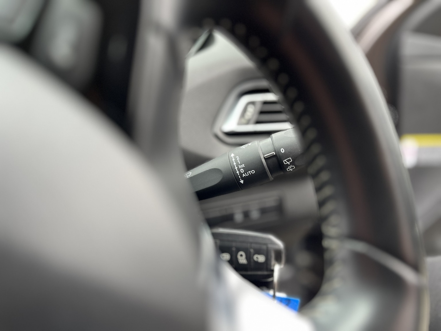 Used Peugeot 308 2015 for sale - 78031782: Photo 26