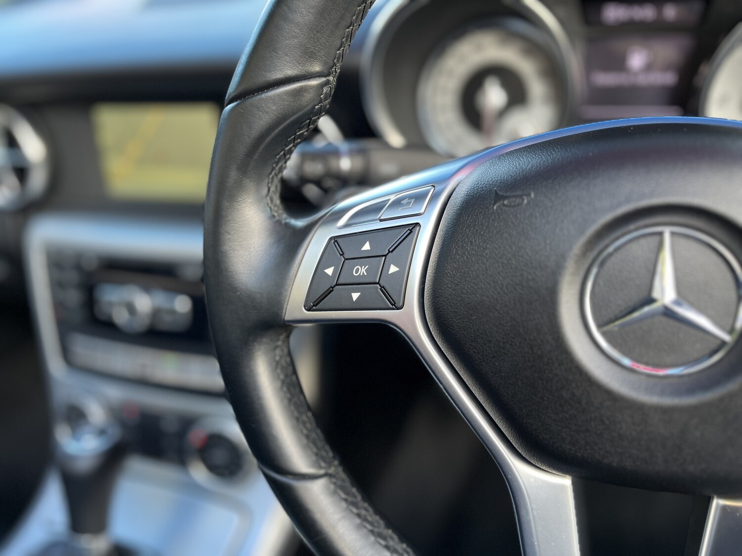 Used Mercedes-Benz SLK 2014 for sale - 76693050: Photo 30