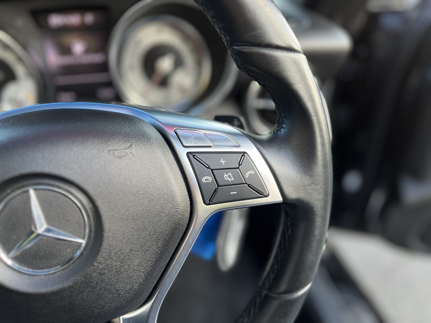 Used Mercedes-Benz SLK 2014 for sale - 76693050: Photo 31