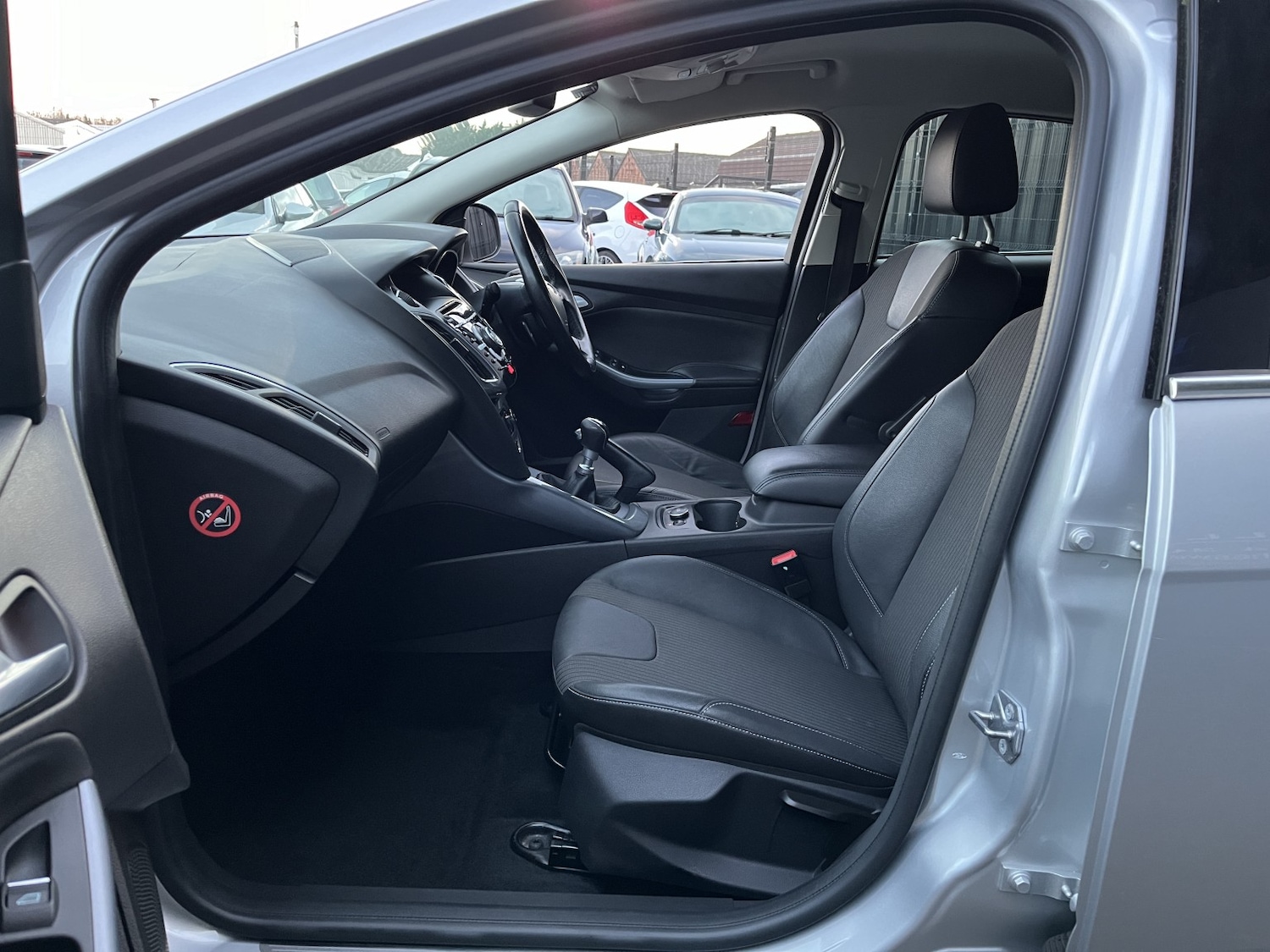 Used Ford Focus 2014 for sale - 76693049: Photo 13