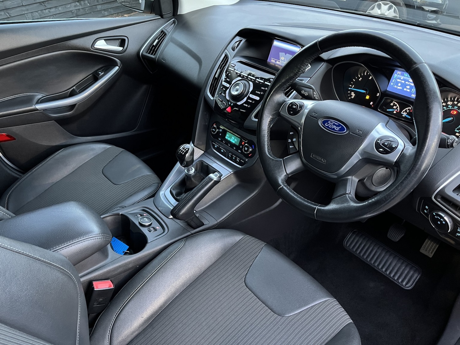 Used Ford Focus 2014 for sale - 76693049: Photo 14