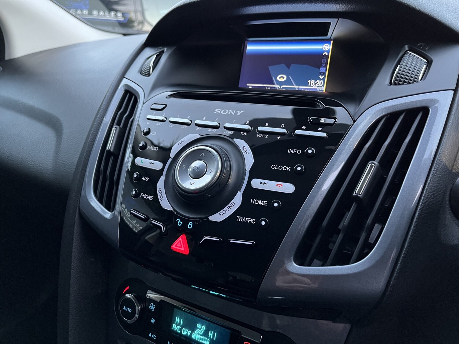 Used Ford Focus 2014 for sale - 76693049: Photo 22