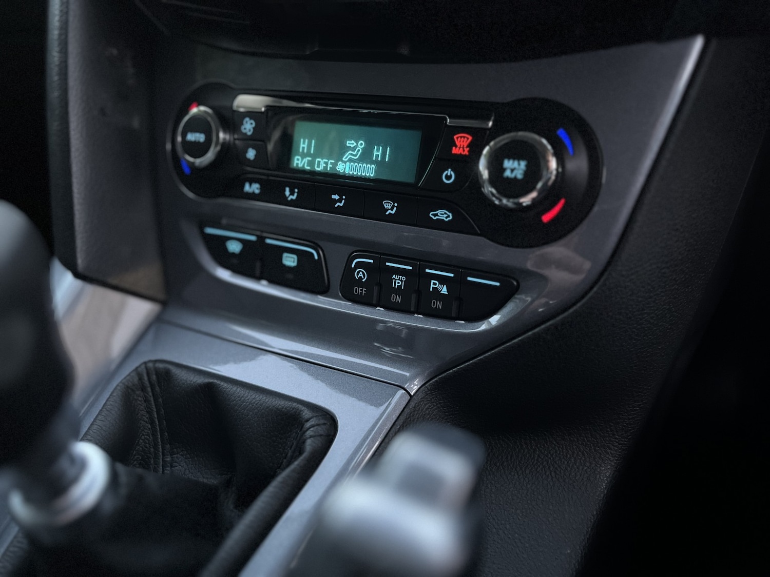 Used Ford Focus 2014 for sale - 76693049: Photo 24