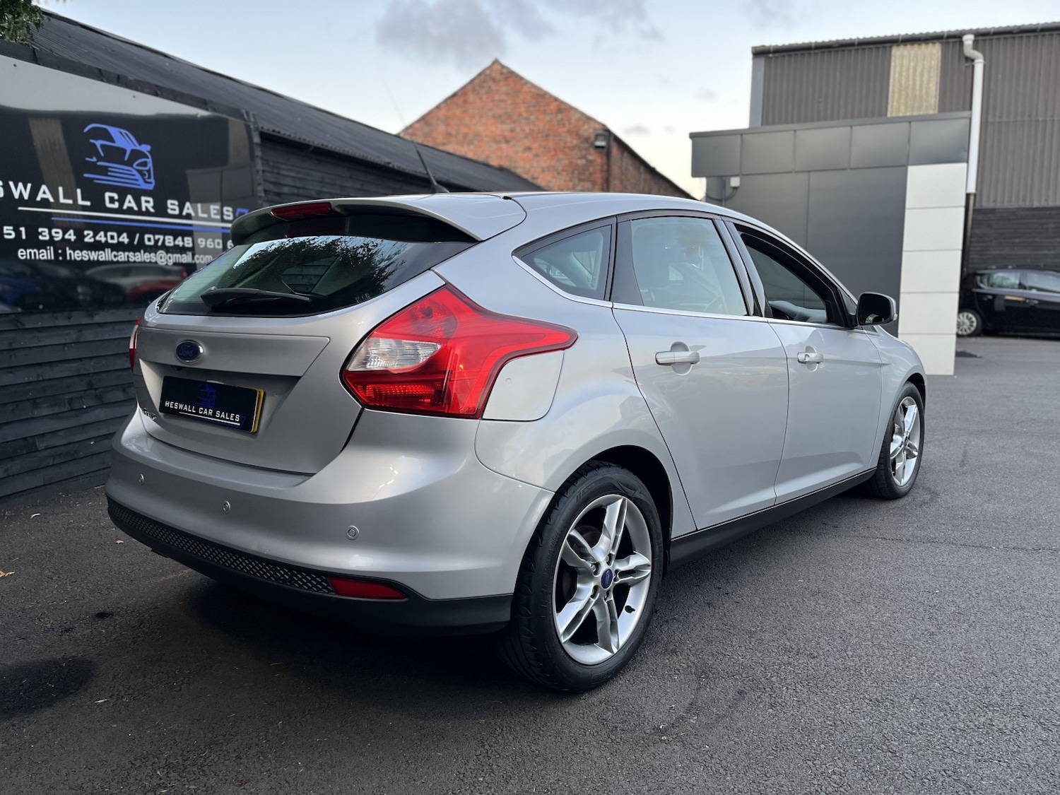 Used Ford Focus 2014 for sale - 76693049: Photo 3