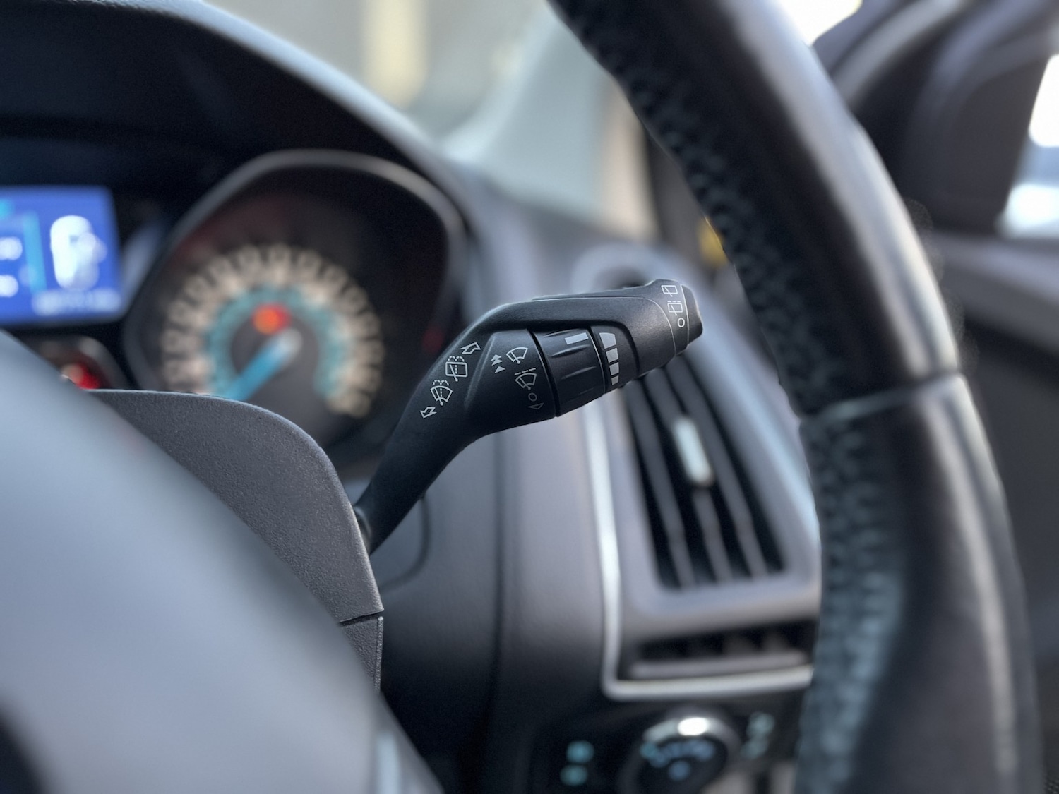 Used Ford Focus 2014 for sale - 76693049: Photo 31