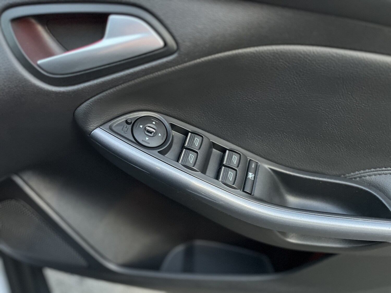 Used Ford Focus 2014 for sale - 76693049: Photo 33