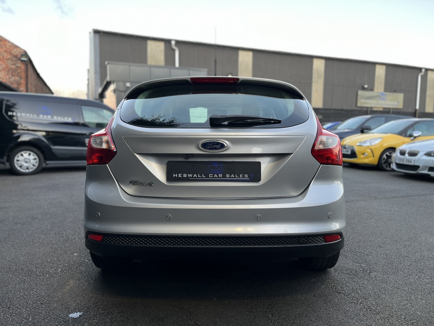 Used Ford Focus 2014 for sale - 76693049: Photo 4