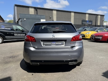 Used Peugeot 308 2017 for sale - 79277565: Photo