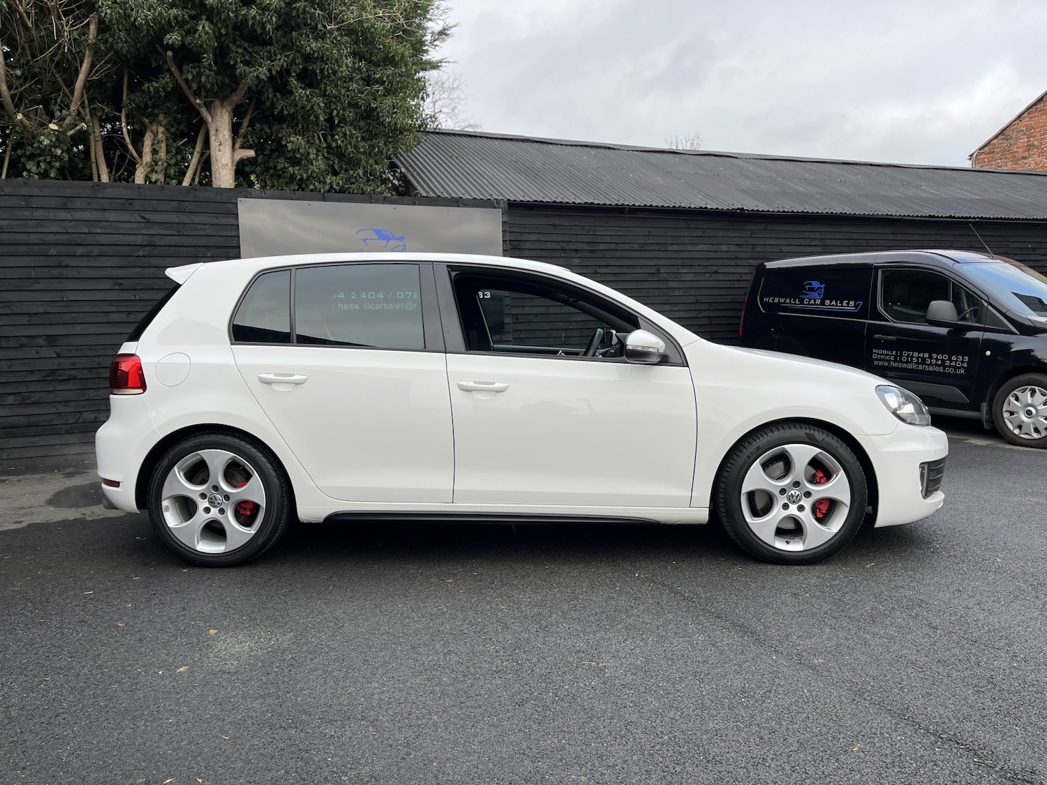 Used Volkswagen Golf 2013 for sale - 77237012: Photo 2