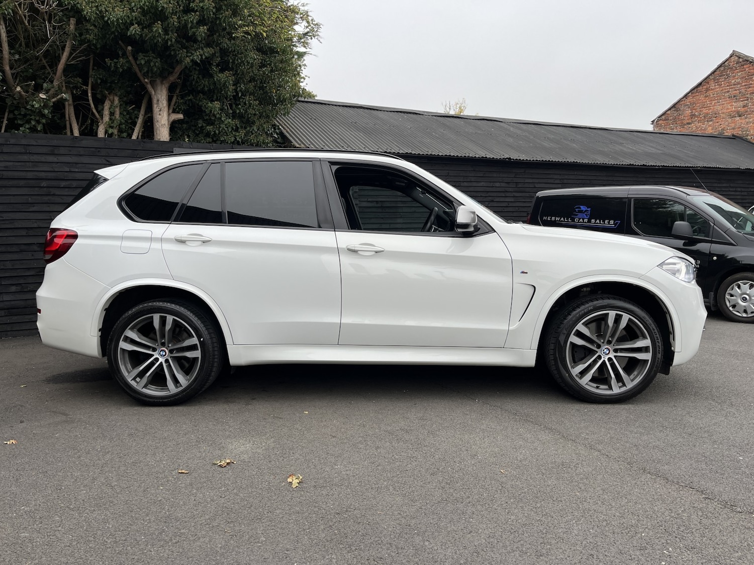 Used BMW X5 2014 for sale - 76268472: Photo 2