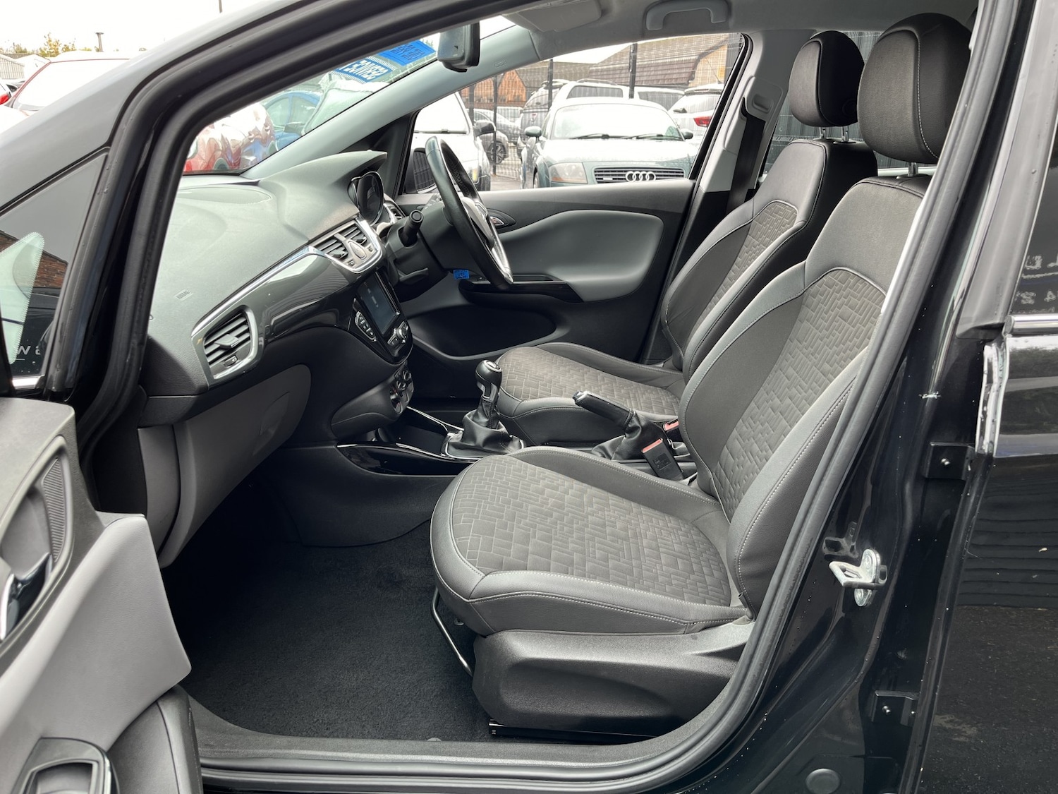 Used Vauxhall Corsa 2017 for sale - 76579936: Photo 13